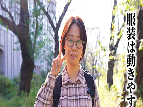 こう見えてＨカップ！メガネ地味子がＡＶ初出演　サンプル画像02